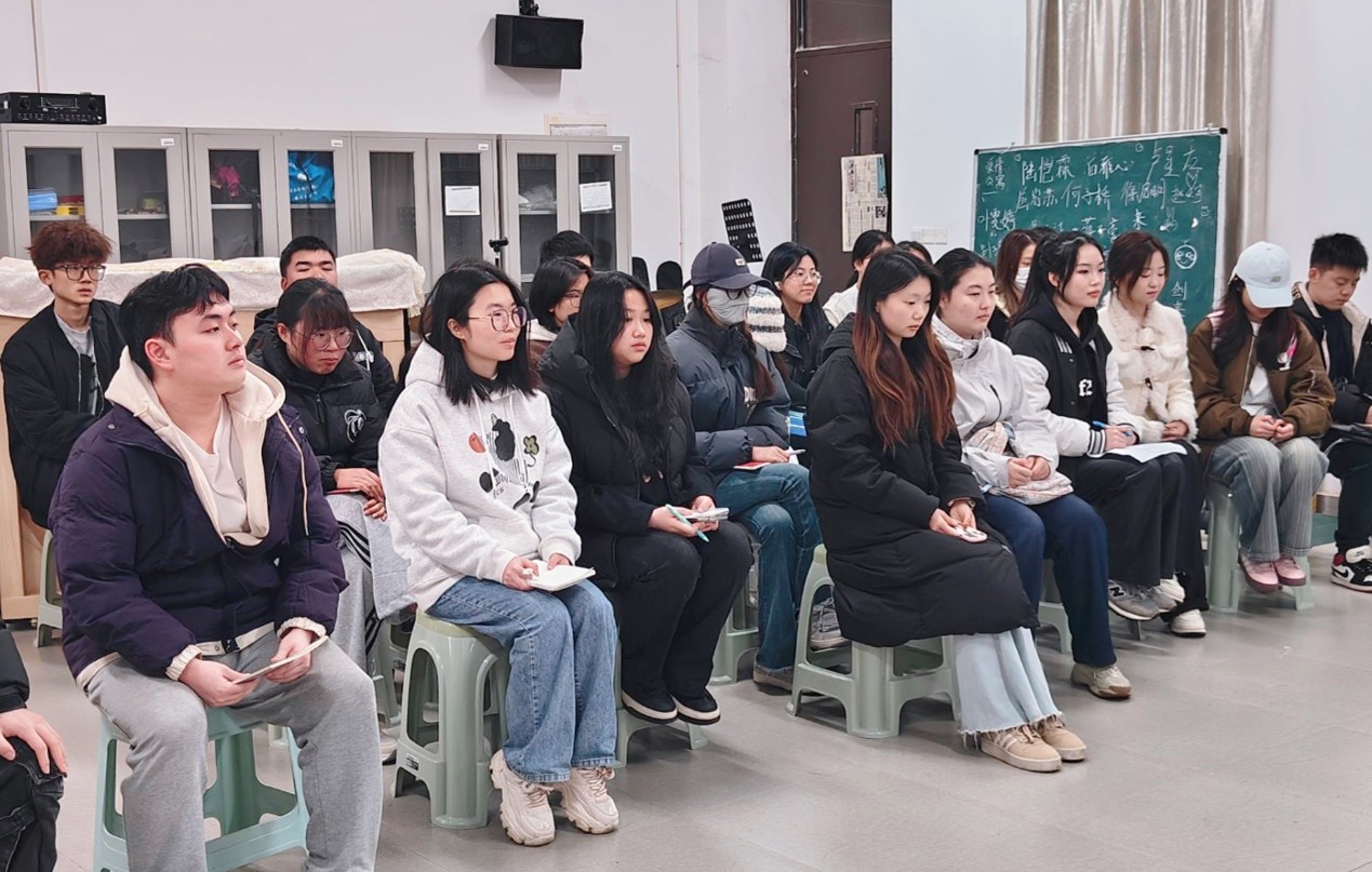 藝術(shù)團(tuán)職能部門(mén)動(dòng)員大會(huì)順利召開(kāi) 共商發(fā)展新篇